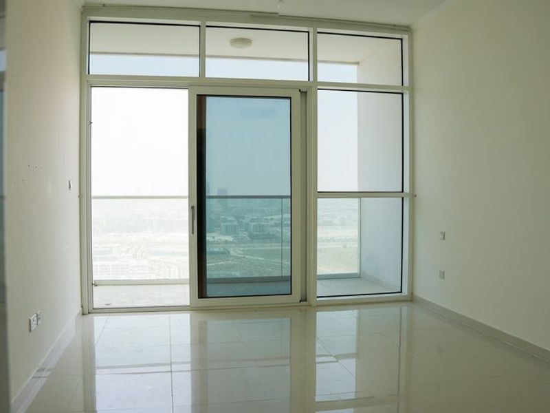 STUDIO FOR RENT — property image 1